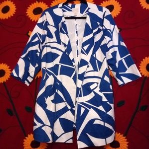 Chico's geometrical topper